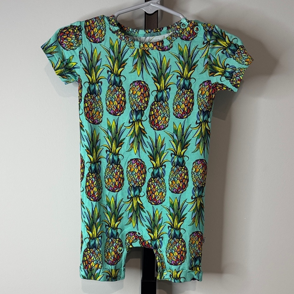 Little Bum Bums Pineapple Print Baby Bamboo Shortie 9-12 Months Like New